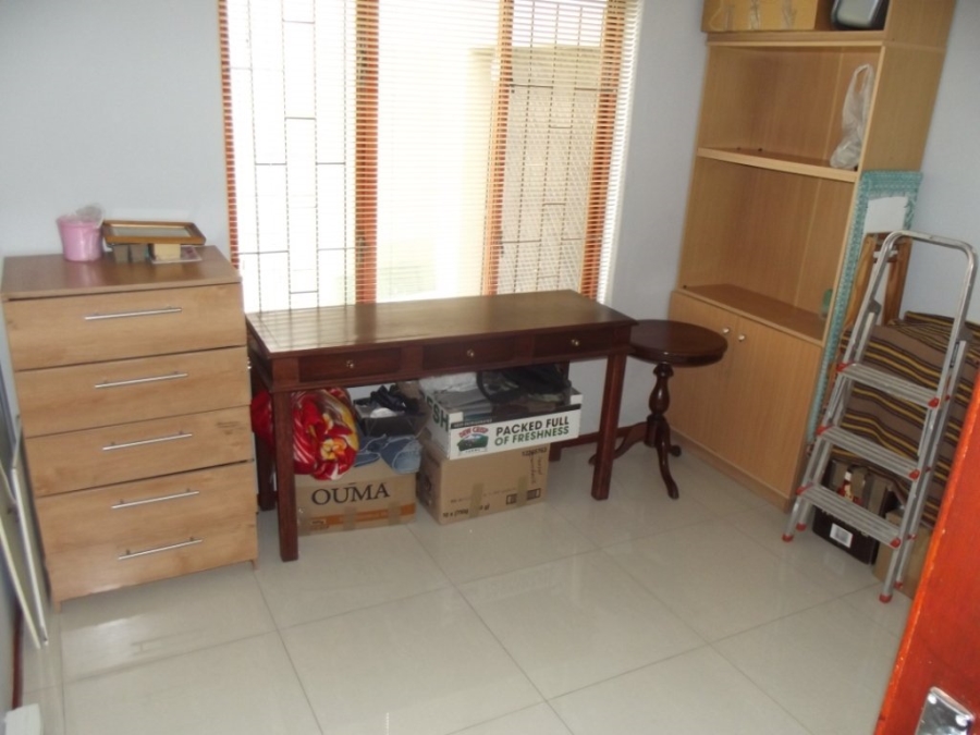 2 Bedroom Property for Sale in Table View Western Cape